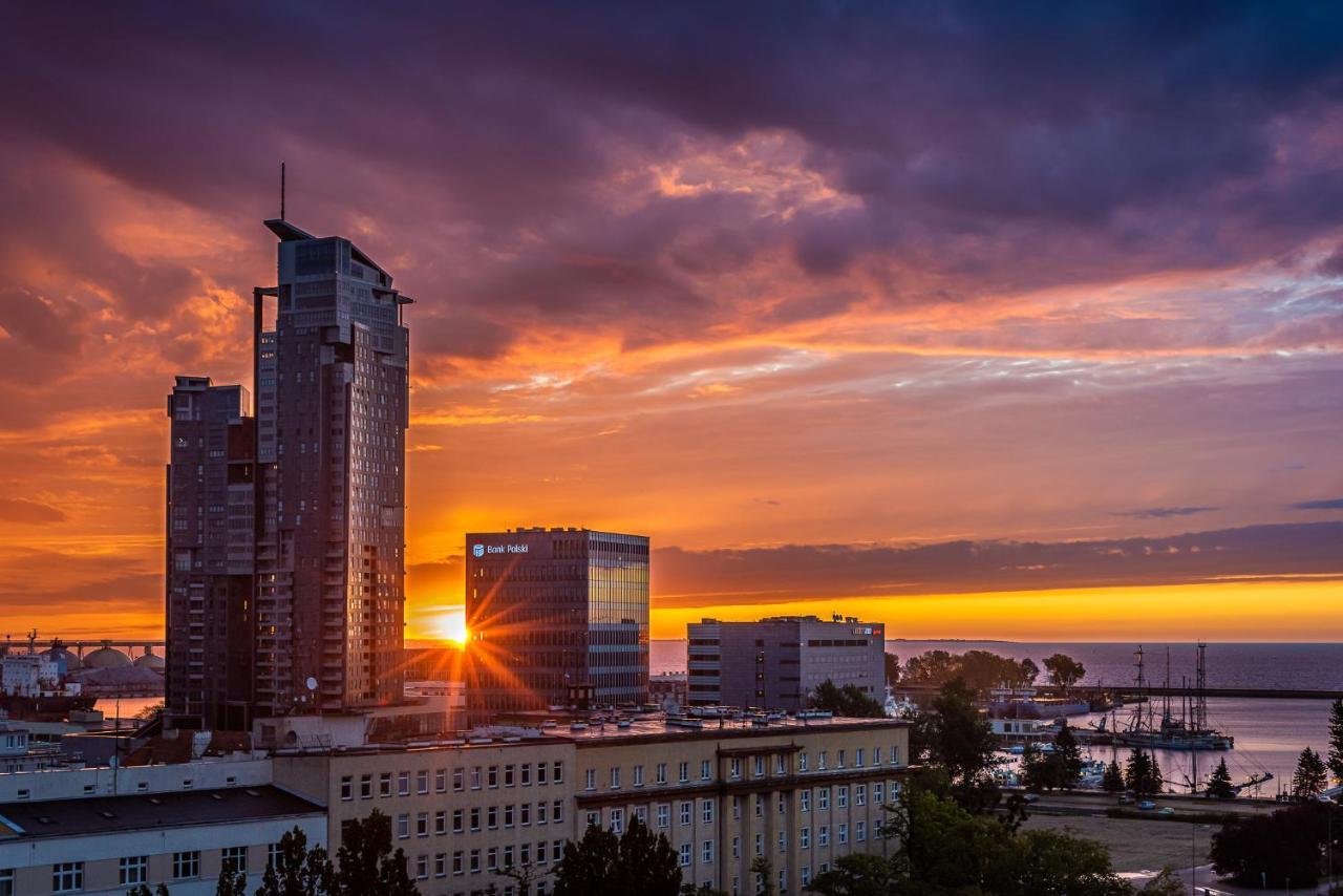 9Th Floor Skwer Kosciuszki Z Widokiem Na Morze Daire Gdynia Dış mekan fotoğraf